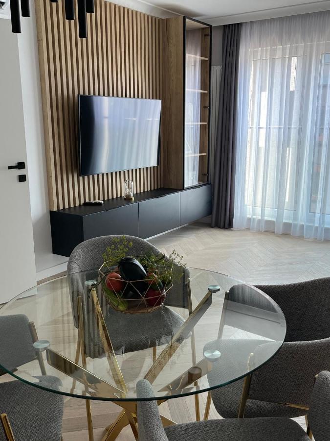 Feel At Teczowa Halo Apartment